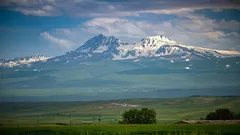 Armeniassa on paikka, jossa autot ajavat ylämäkeen itsestään: tutkijat kiistelevät asiasta yhä