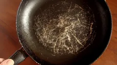 Älä koskaan tee tätä paistinpannulle: virhe, joka lyhentää sen käyttöikää puoleen